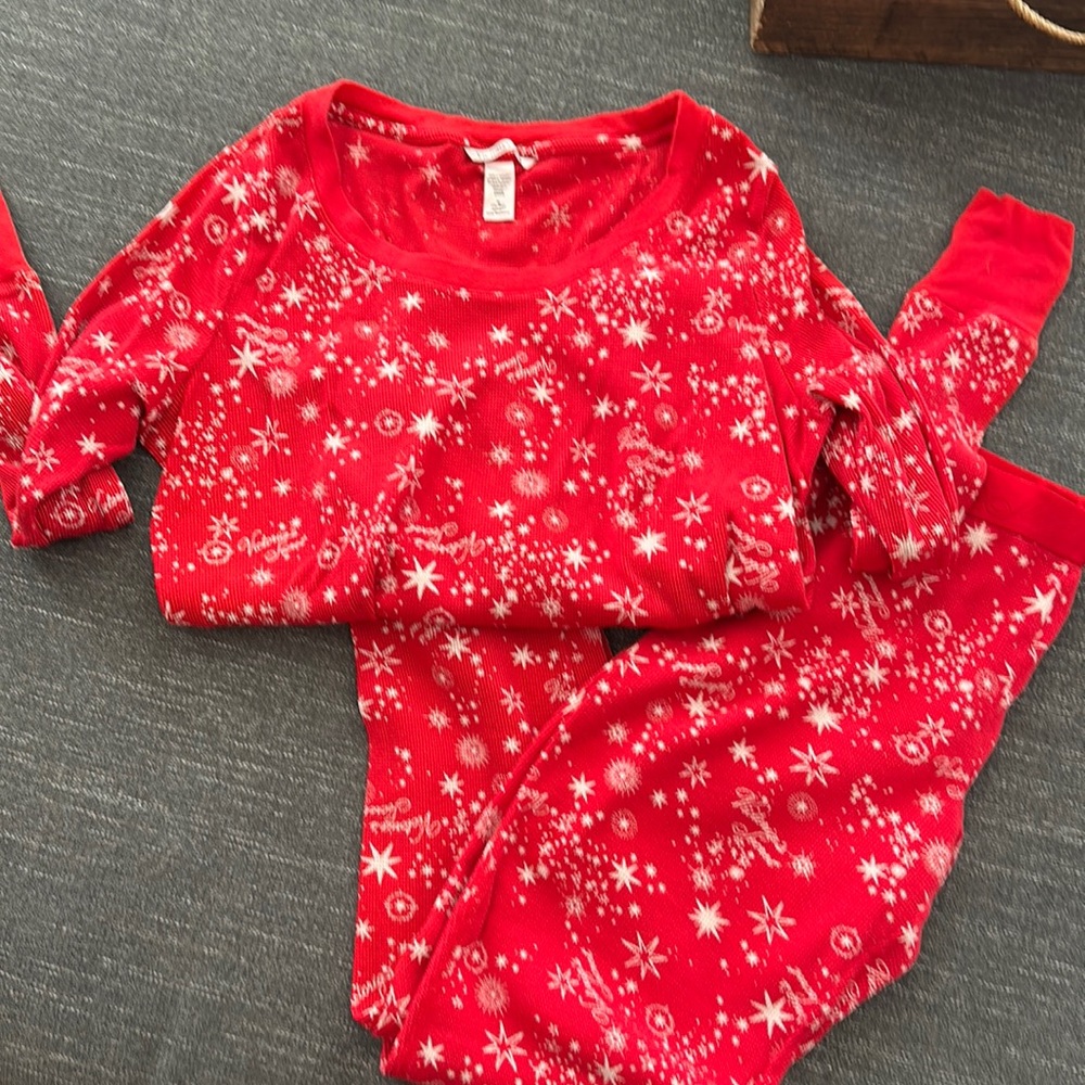 Victoria’s Secret holiday pajamas, size medium Worn two times